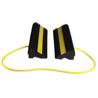 https://www.wheelchocks.info/products/ah12r/ah12r_1_400.jpg