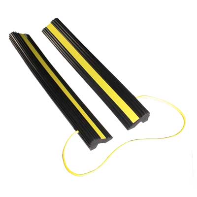 https://www.wheelchocks.info/products/ah24r/ah24r_1_400.jpg
