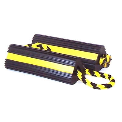 https://www.wheelchocks.info/products/arm12r/arm12r_1_400.jpg