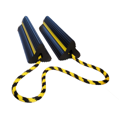 https://www.wheelchocks.info/products/ars24r/ars24r_1_400.jpg